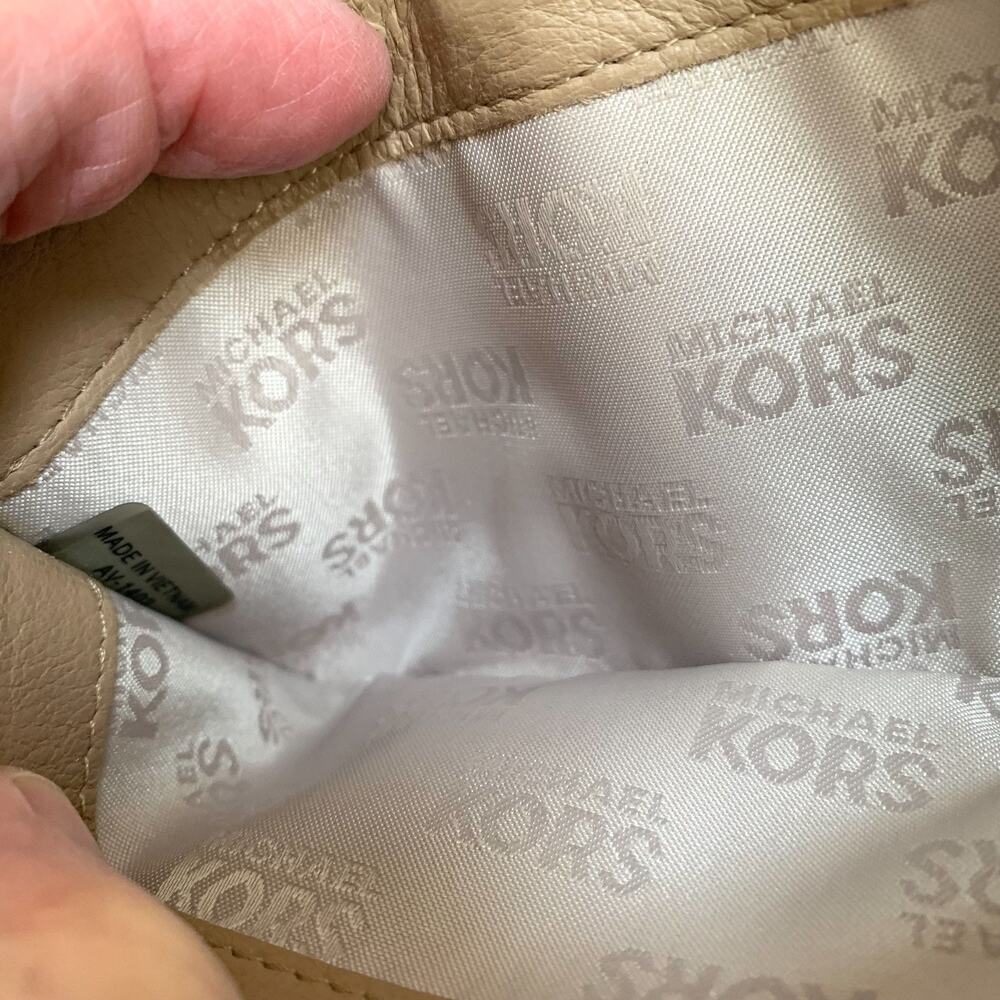 MICHAEL KORS Dark Khaki Taupe Leather Zip Around SARATOGA Continental Wallet - Picture 11 of 16